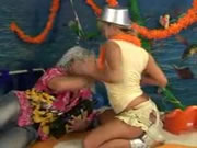 豪乳外國女士狂歡節性愛